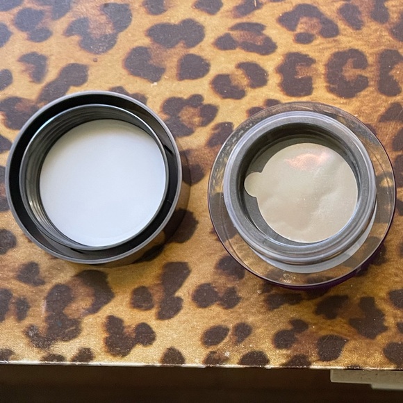 Urban Decay Velvetizer Translucent Mix-In Medium - Picture 3 of 5